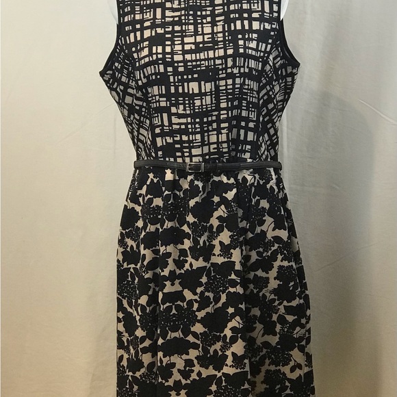 Gabby Skye Tan/Black Mixed Print Dress - Picture 7 of 16